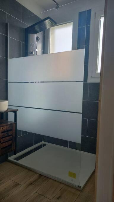 Maison Spacieuse Avec Un Terrain Casseneuil Εξωτερικό φωτογραφία